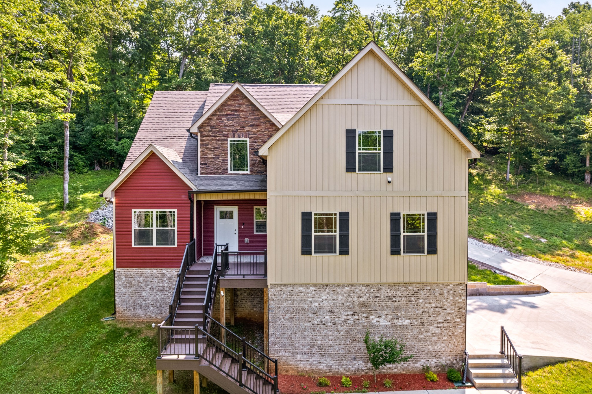 6466 Highway 48, N Property Photo 1