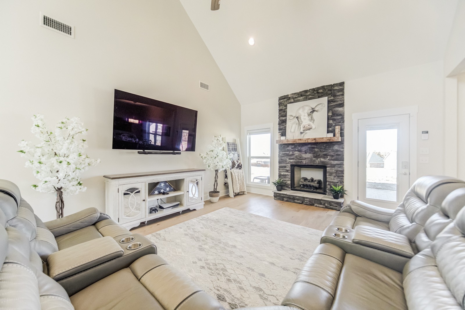 1219 Sycamore Leaf Way Property Photo 9
