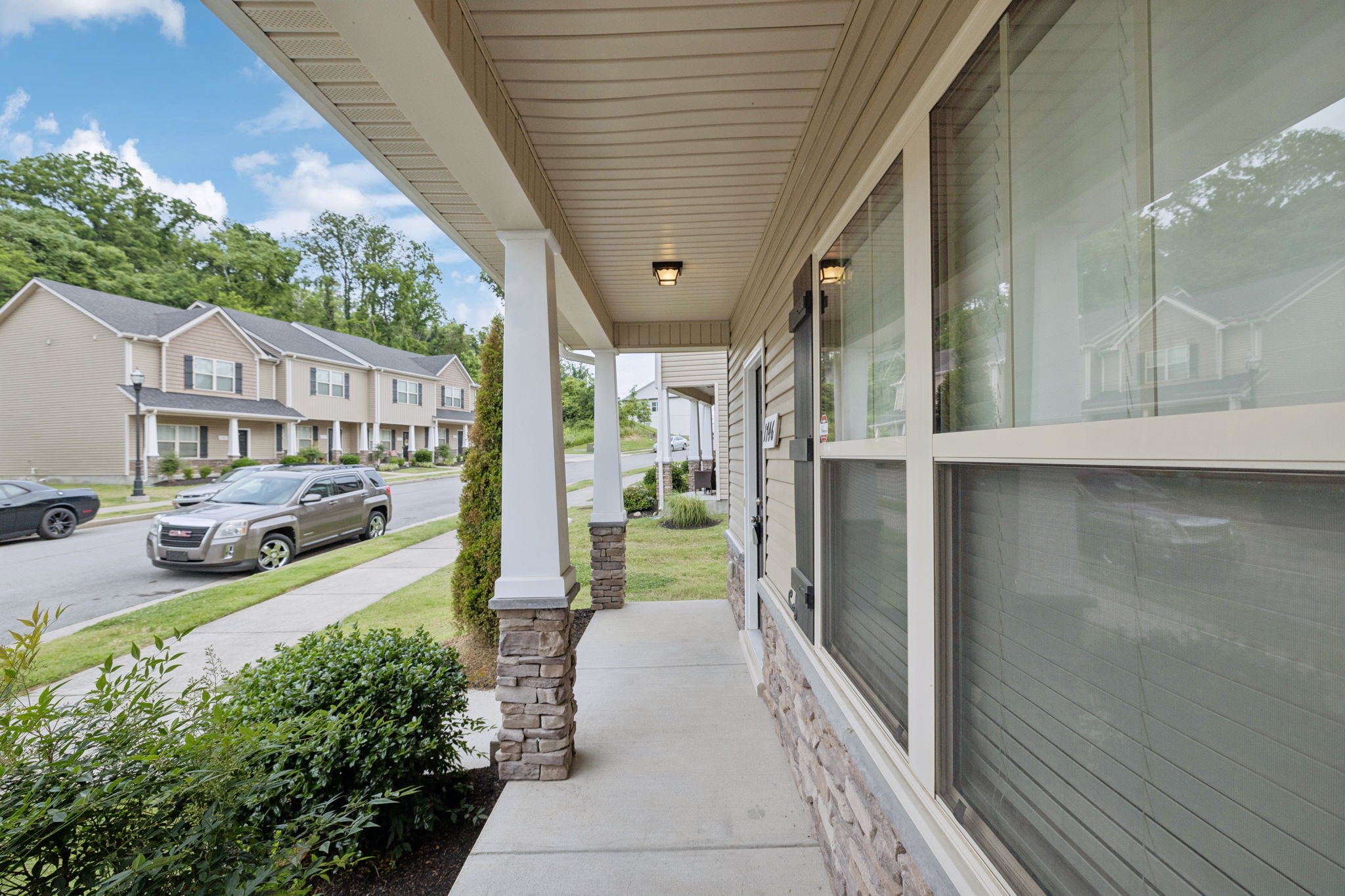1746 Sprucedale Dr Property Photo 18