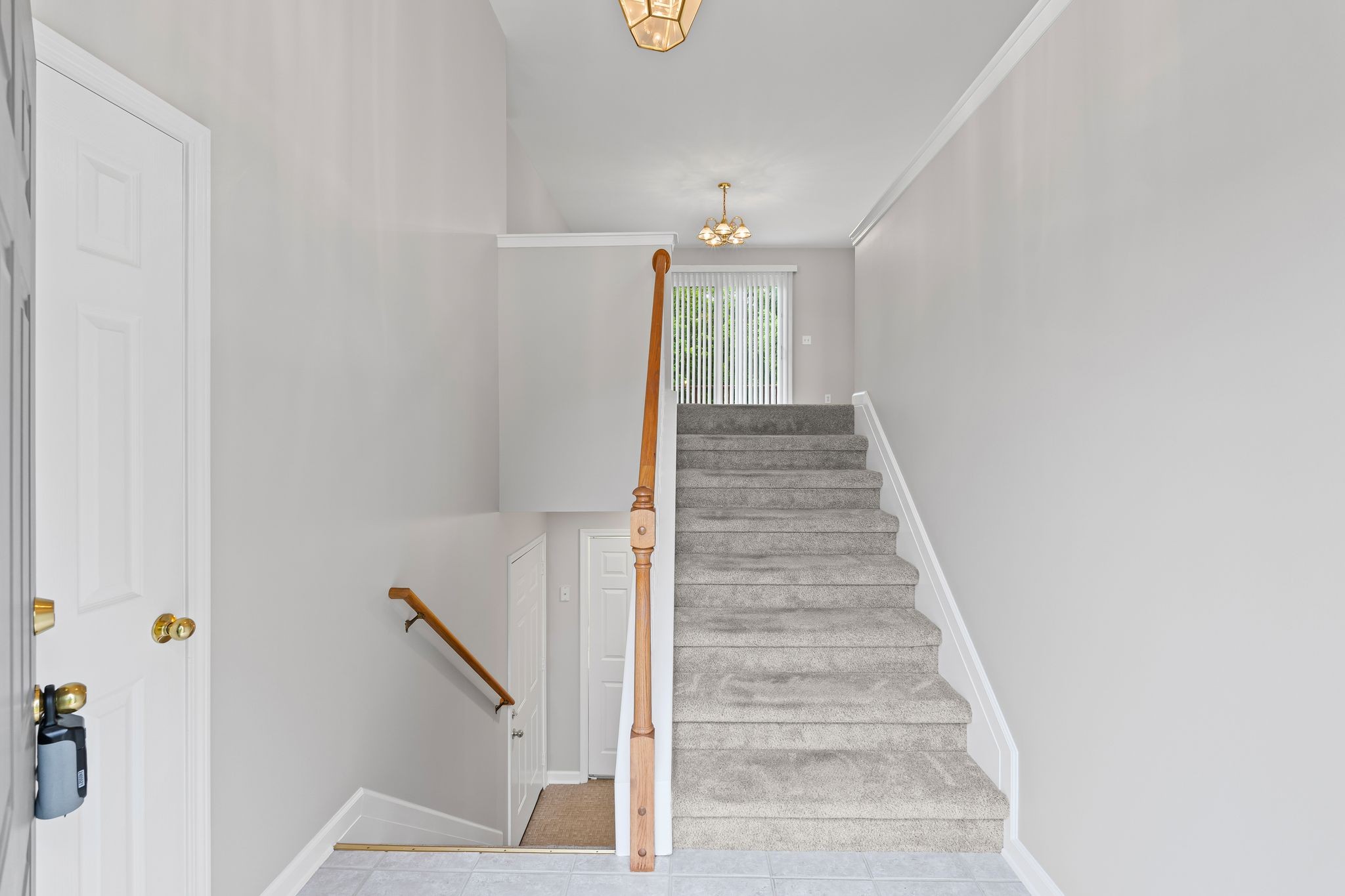 520 White Oak Trl Property Photo 3