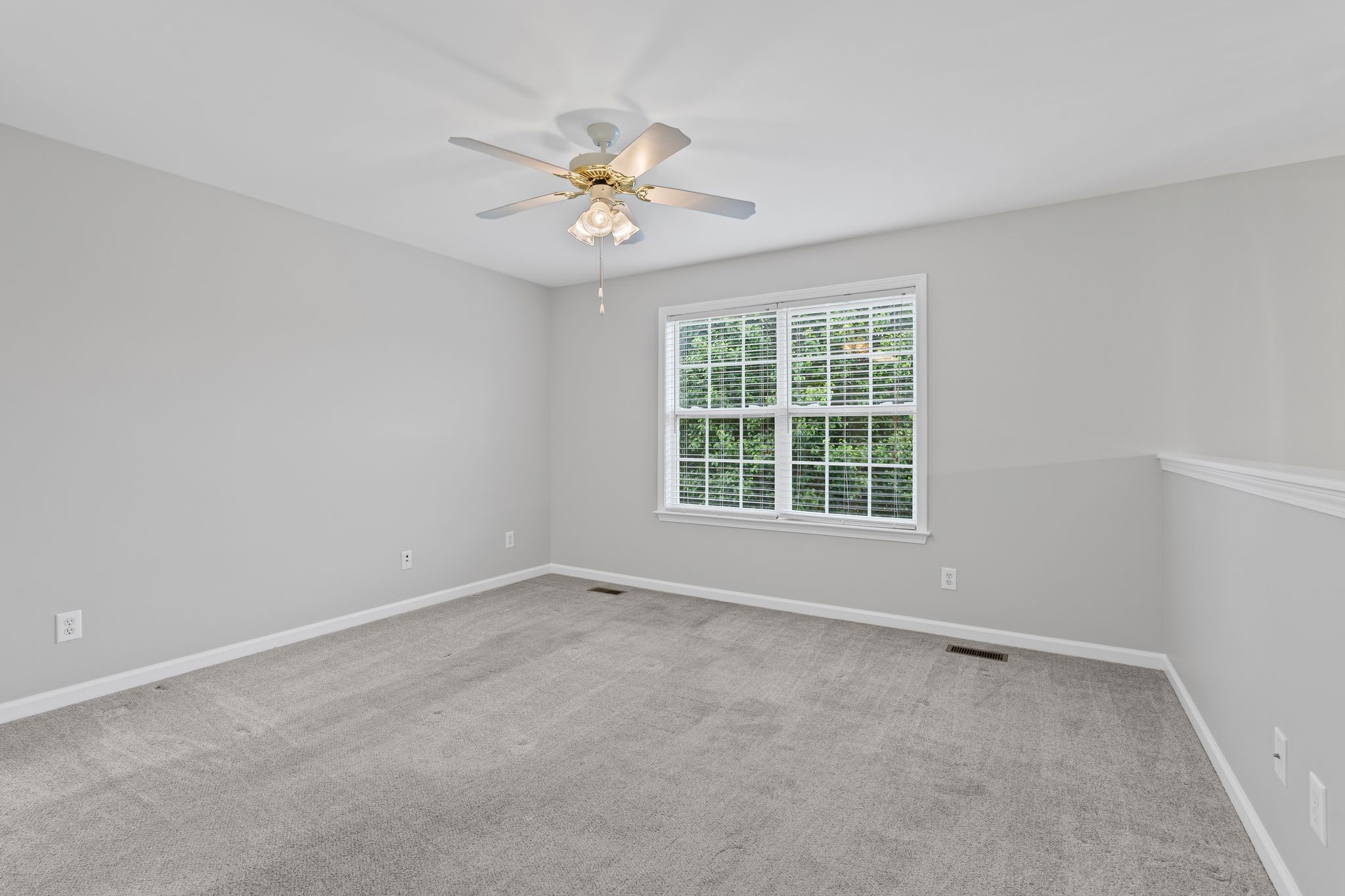 520 White Oak Trl Property Photo 12