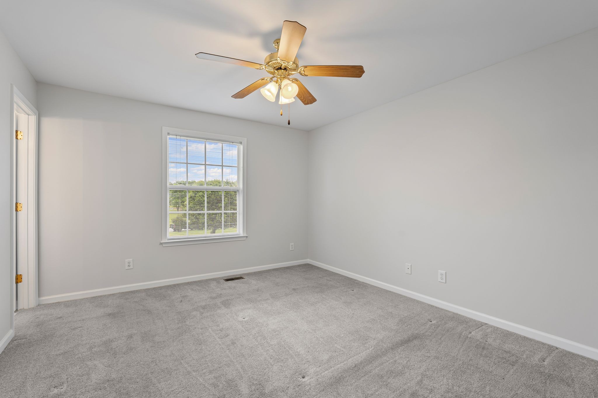 520 White Oak Trl Property Photo 15