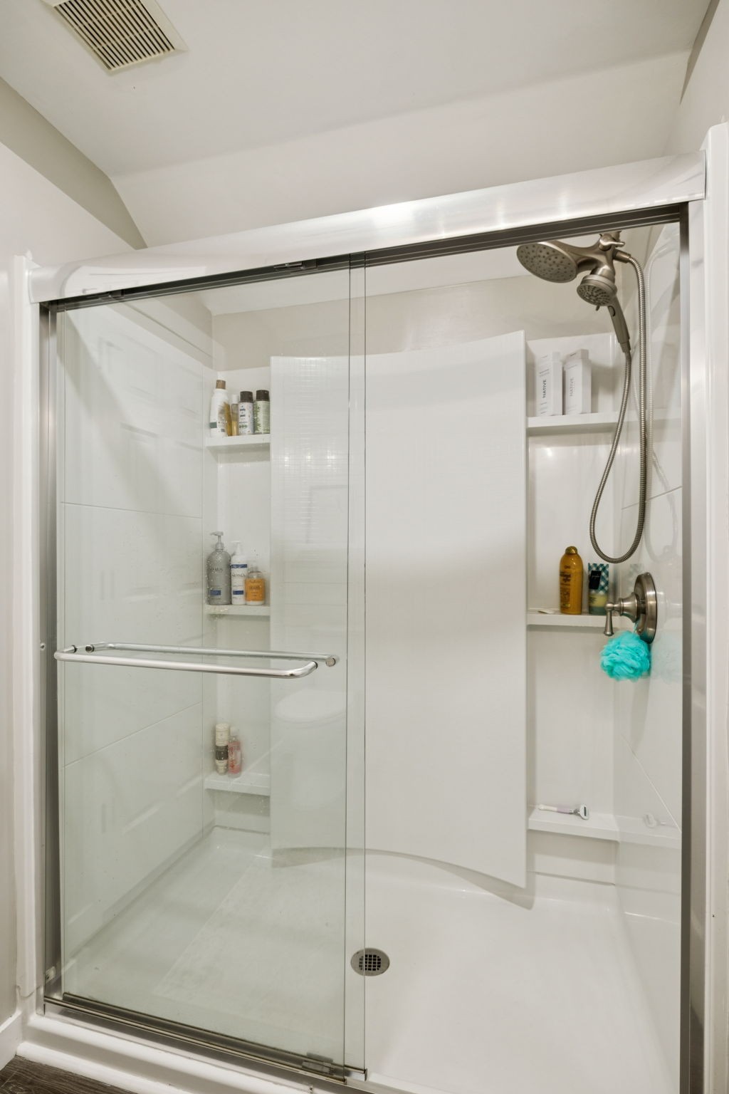 408 Twickenham Pl Property Photo 46