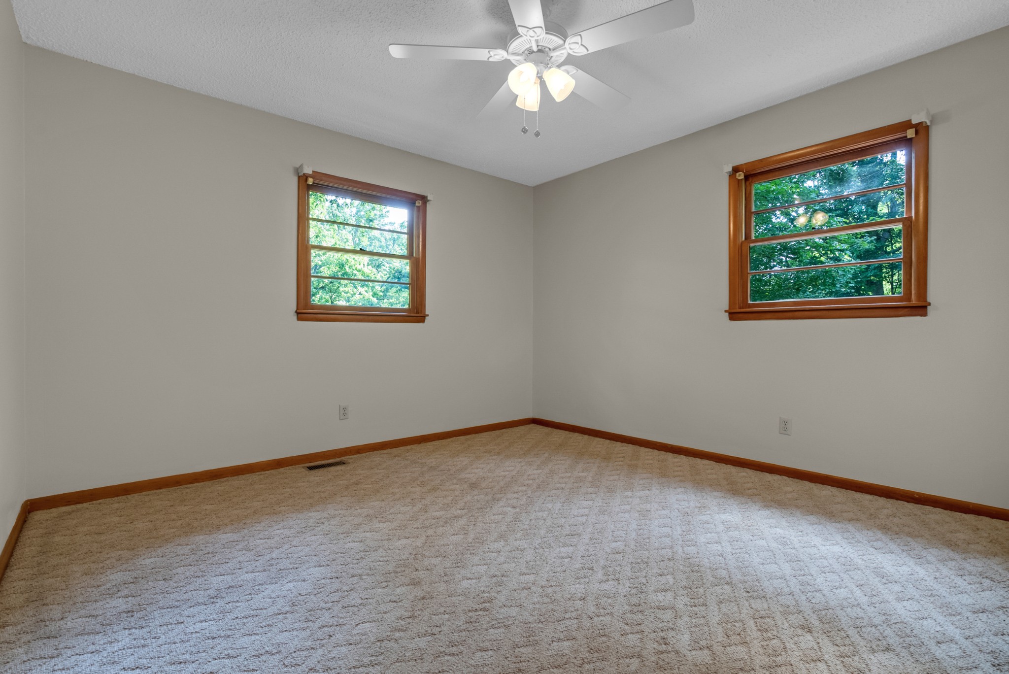 5595 Denmark Rd Property Photo 8