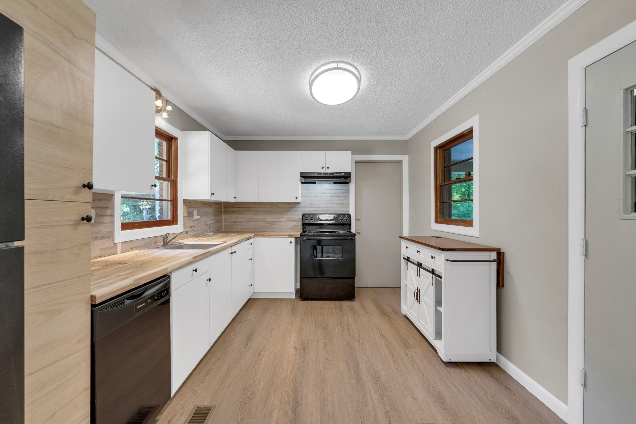5595 Denmark Rd Property Photo 16