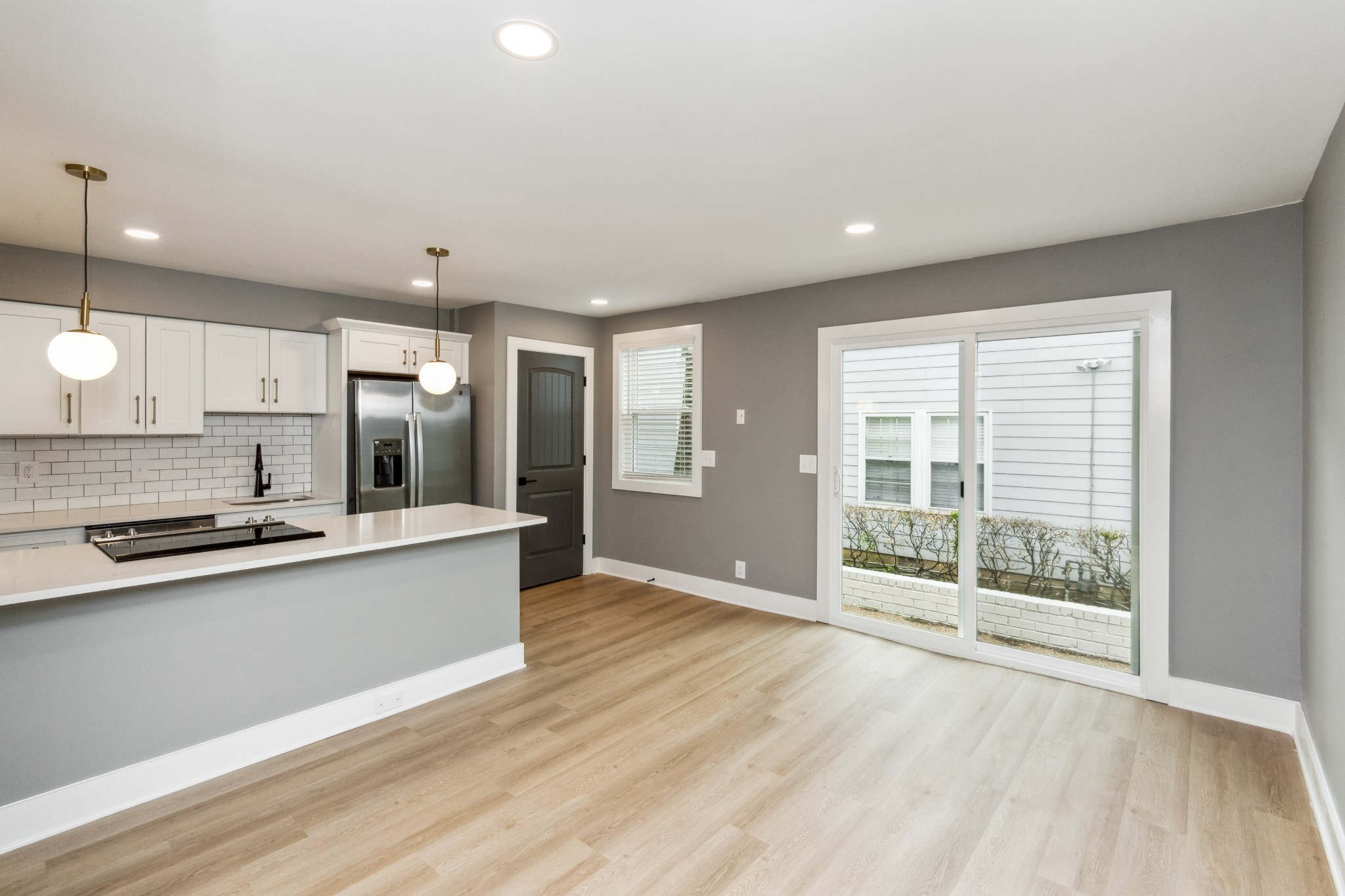 2129 Acklen Ave Property Photo 1