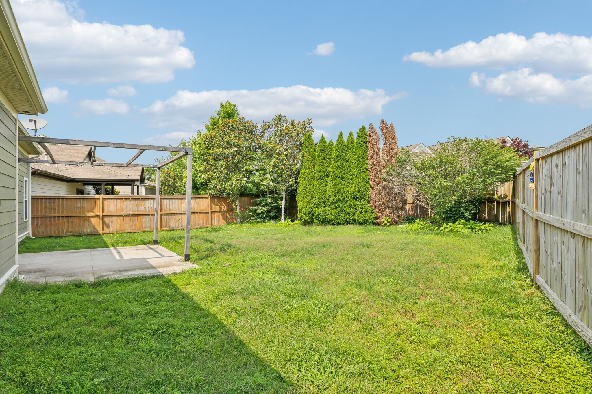 8404 Danbrook Dr Property Photo 13