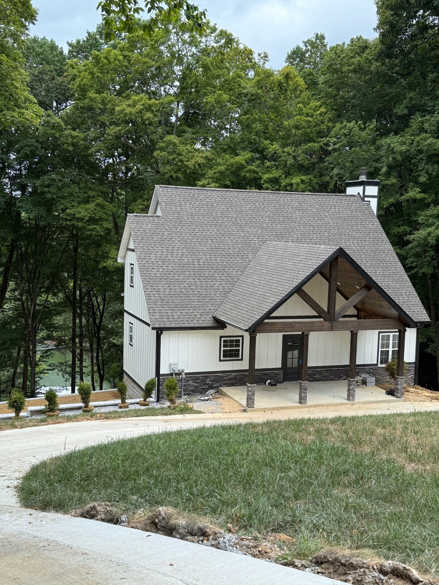 1530 Ridgeview Run Property Photo 1