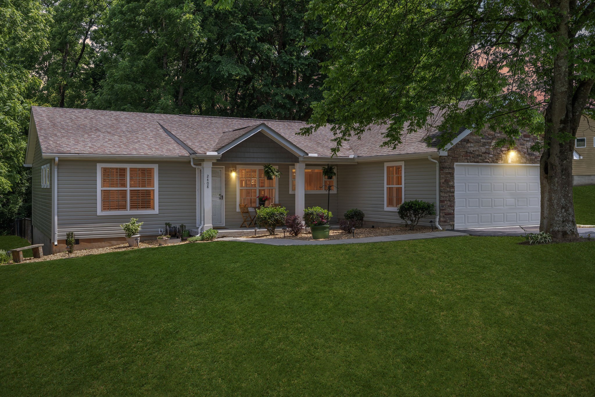 2408 Cantor Way Property Photo 3