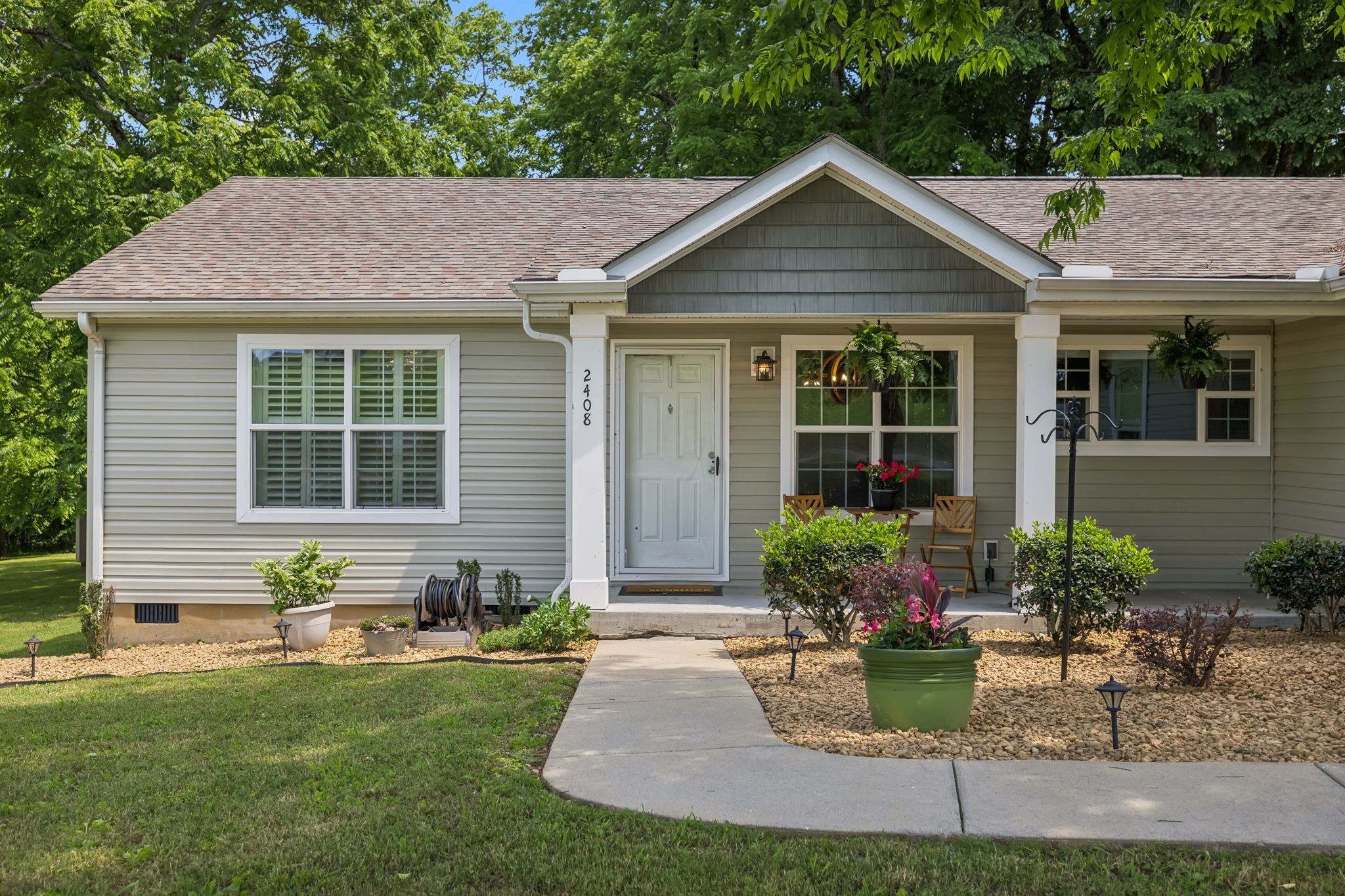 2408 Cantor Way Property Photo 4