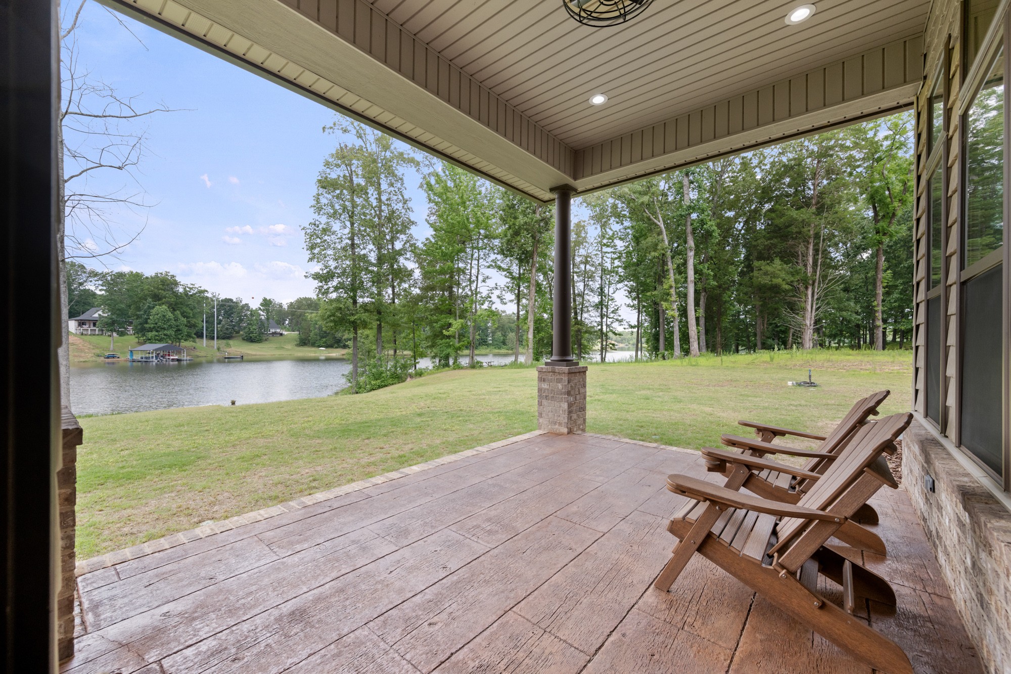 185 Stately Oak Dr Property Photo 40