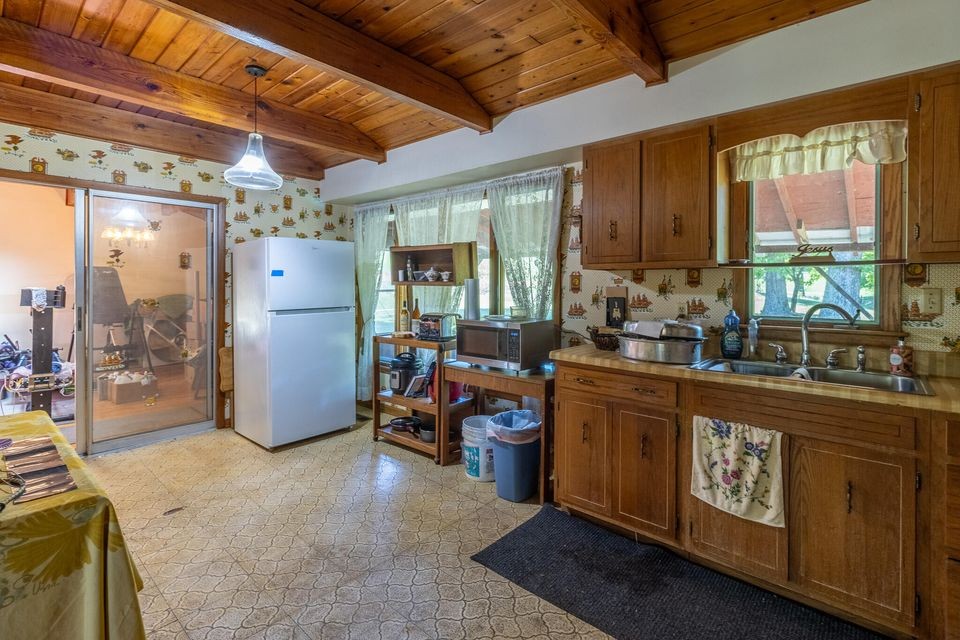 2216 Cove Hill Rd Property Photo 23