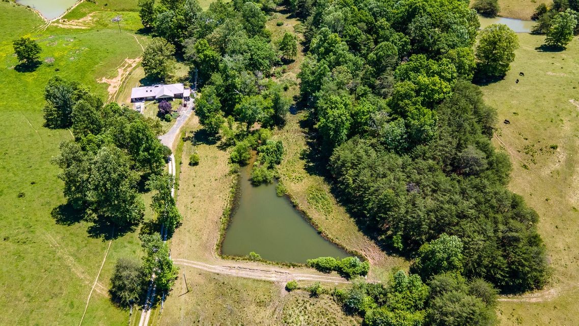 2216 Cove Hill Rd Property Photo 43