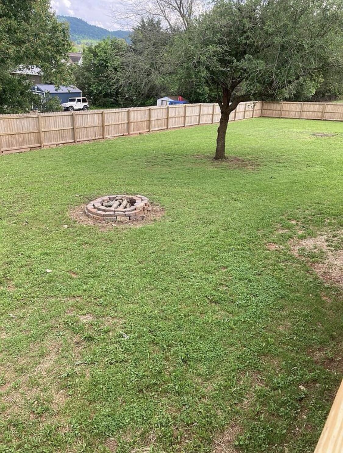 19 Laura Lane Property Photo 50