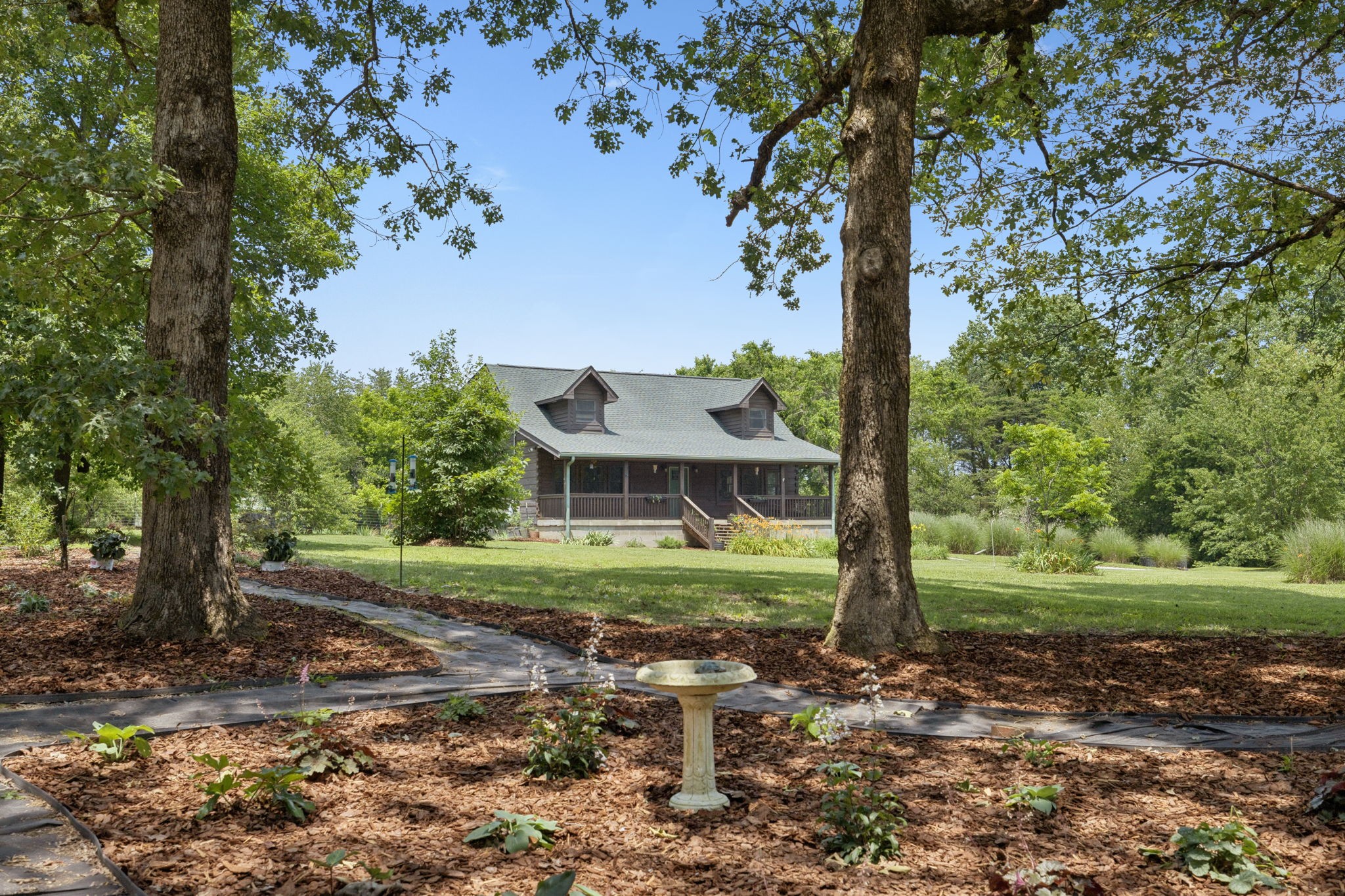 1531 Taylor Town Rd Property Photo 4