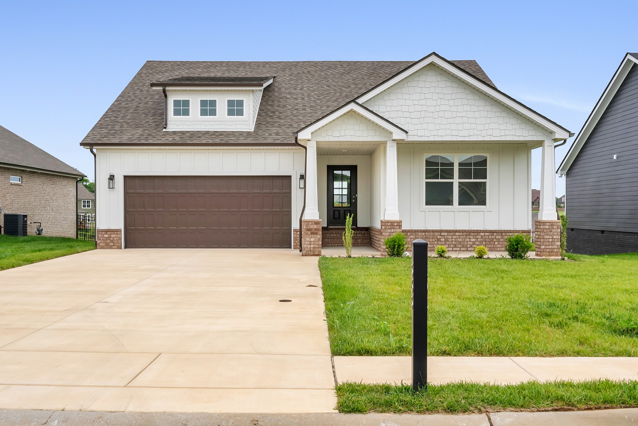 1565 Collins View Way Property Photo 2