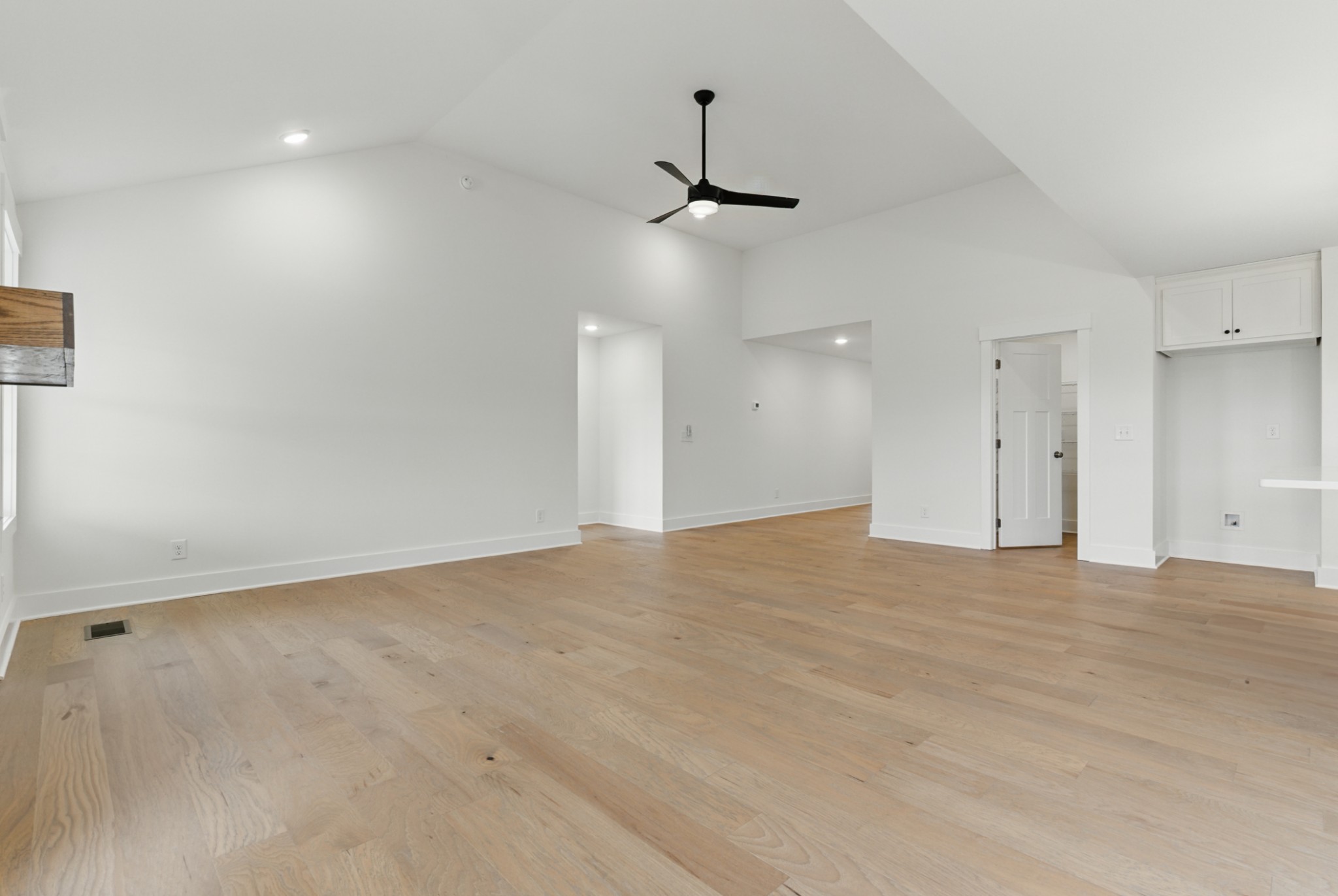 1565 Collins View Way Property Photo 18