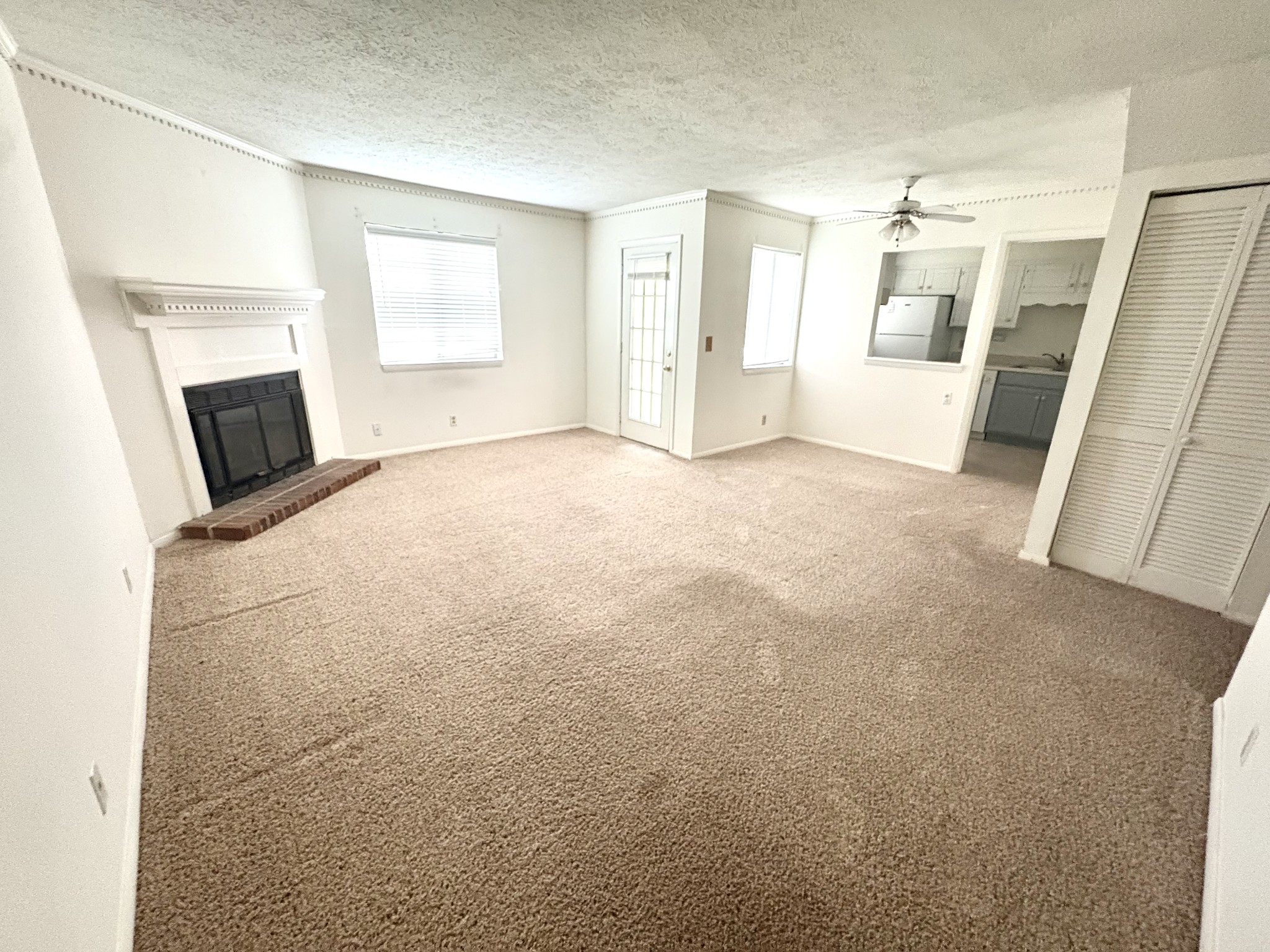 5324 Edmonson Pike Property Photo 4