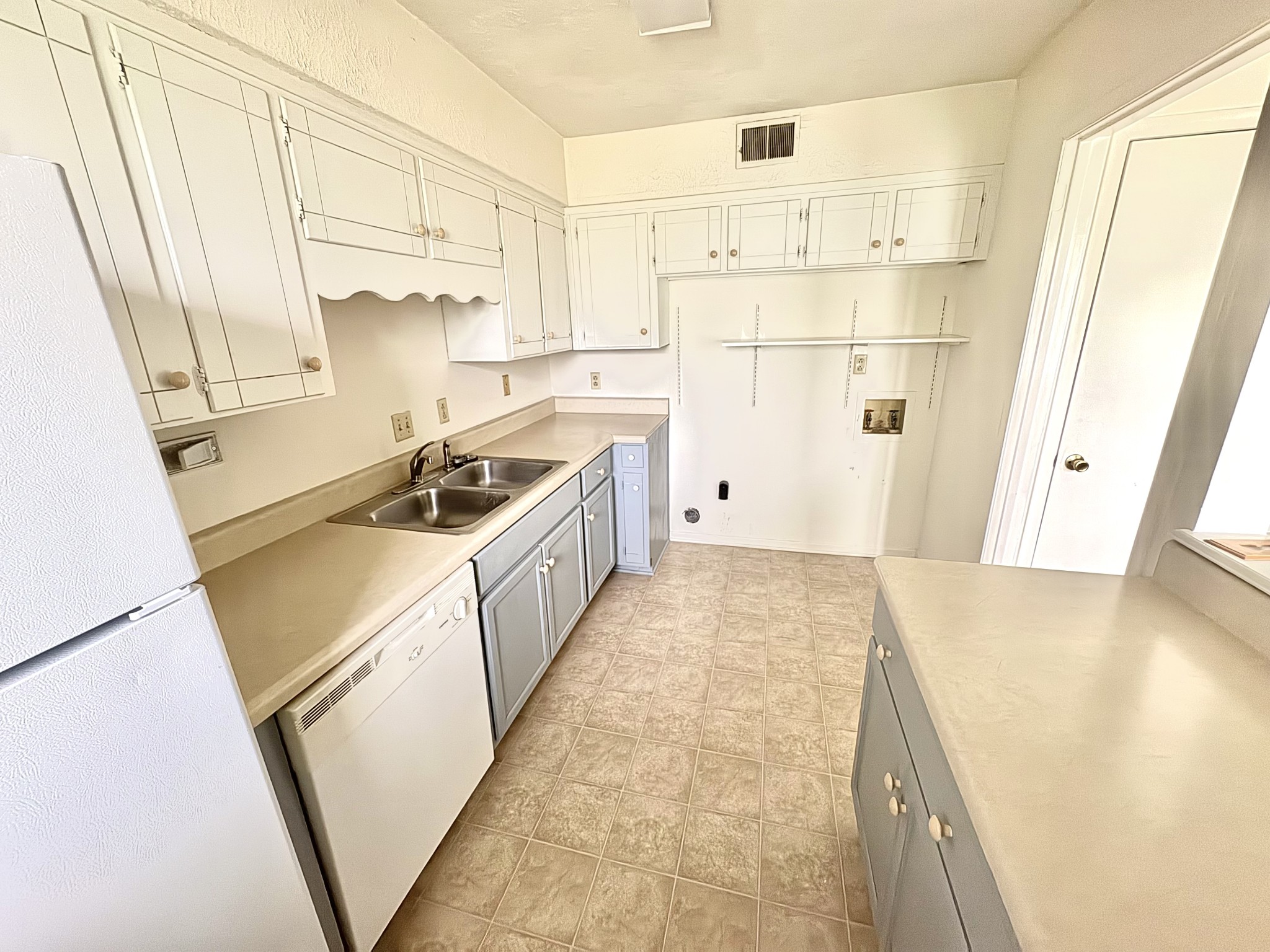 5324 Edmonson Pike Property Photo 15