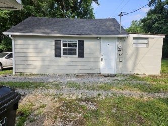 714 E Bell St Property Photo 1