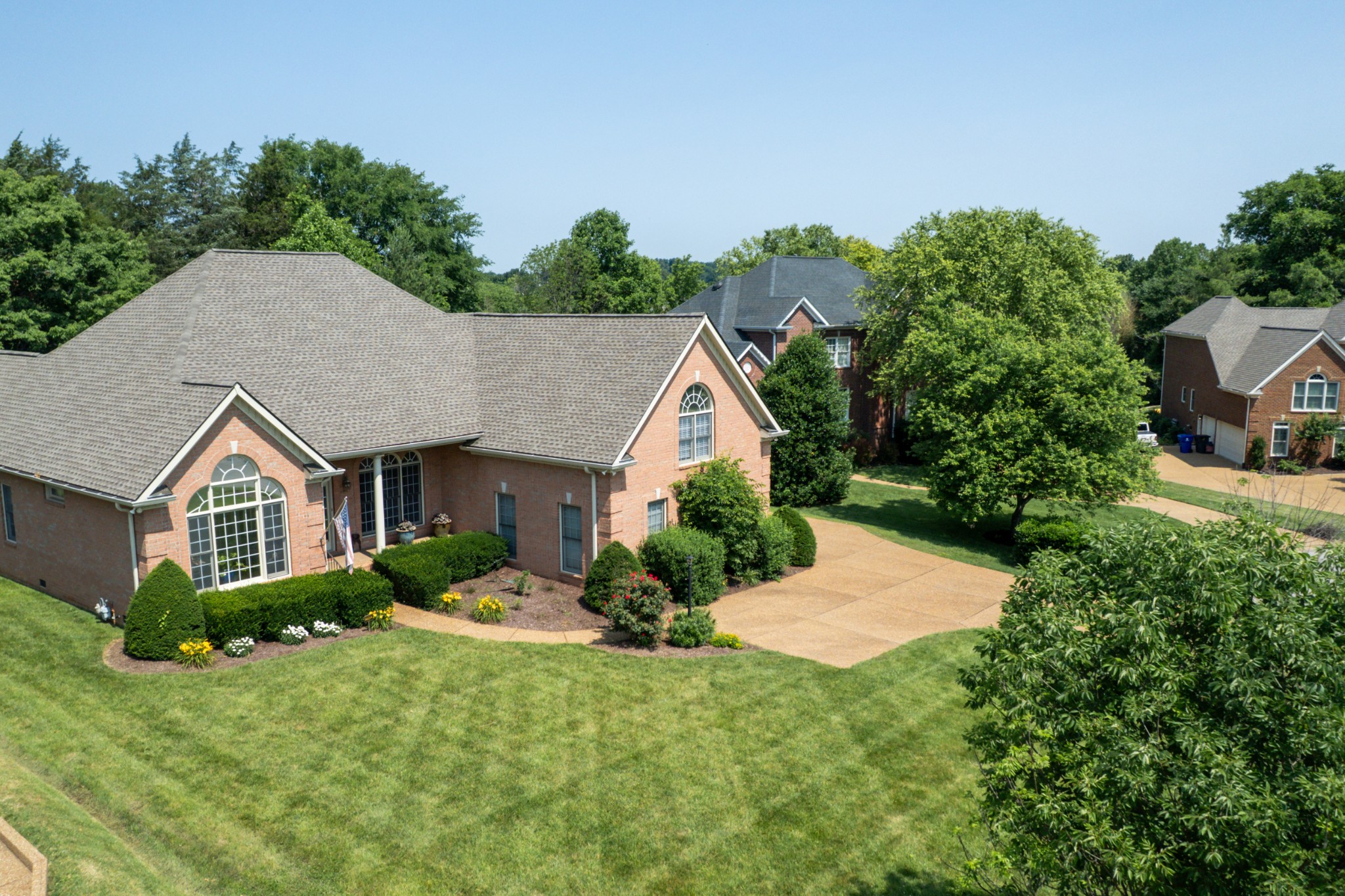 2513 Myers Park Ct Property Photo 2