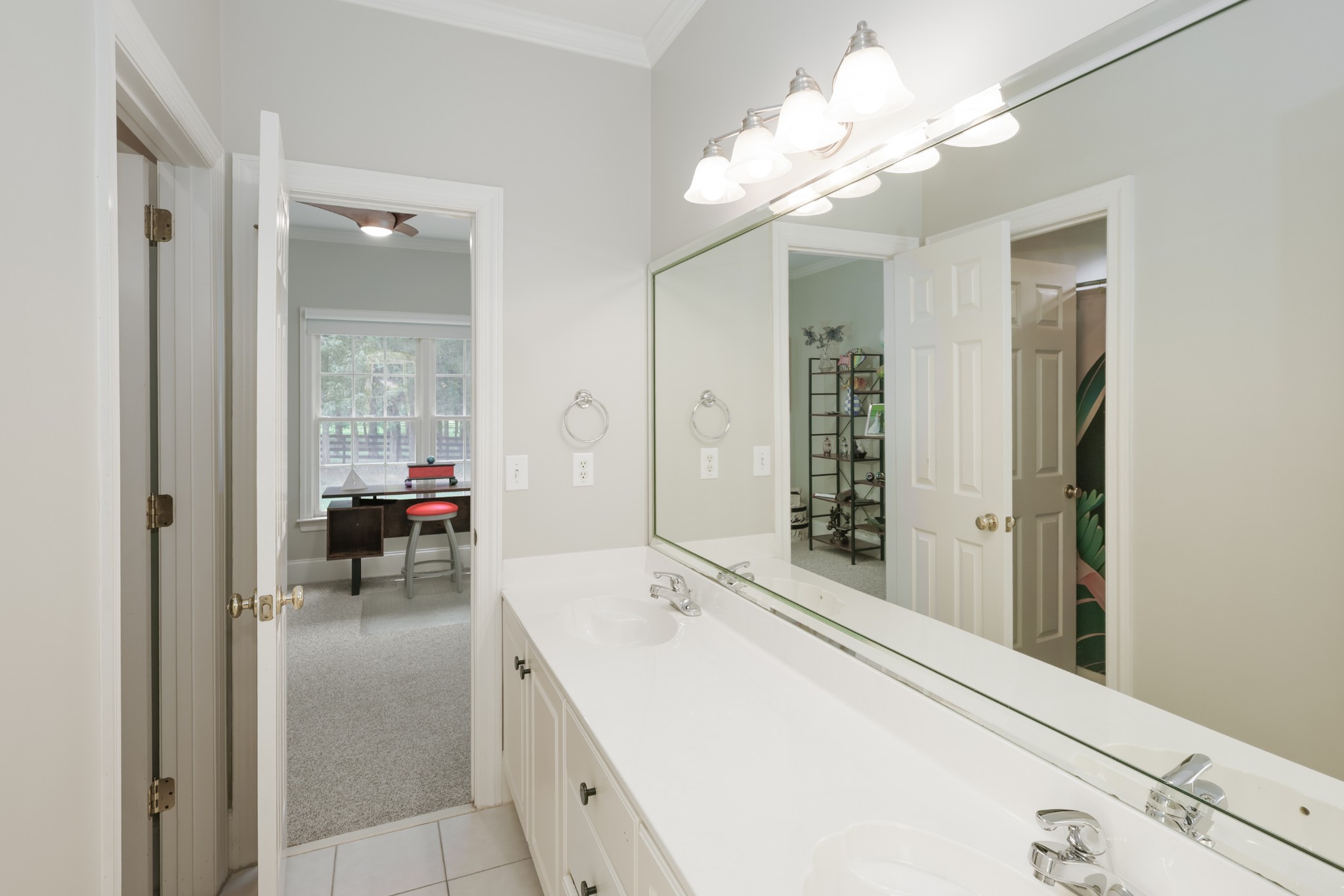 2513 Myers Park Ct Property Photo 22