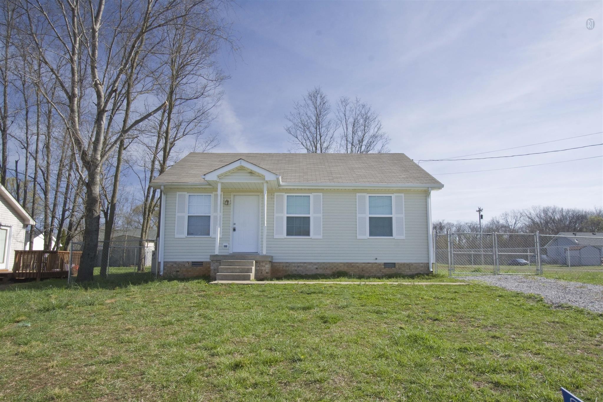 1201 Carol Dr Property Photo 1