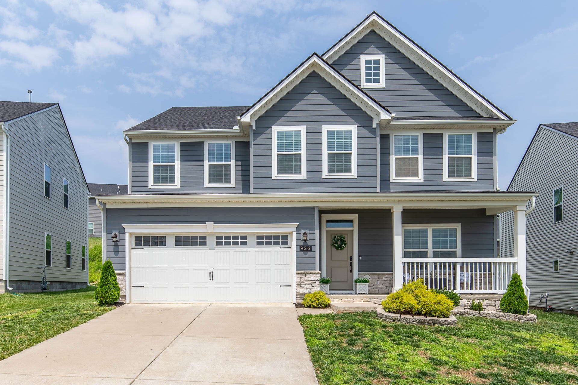 926 Green Vly Property Photo 1