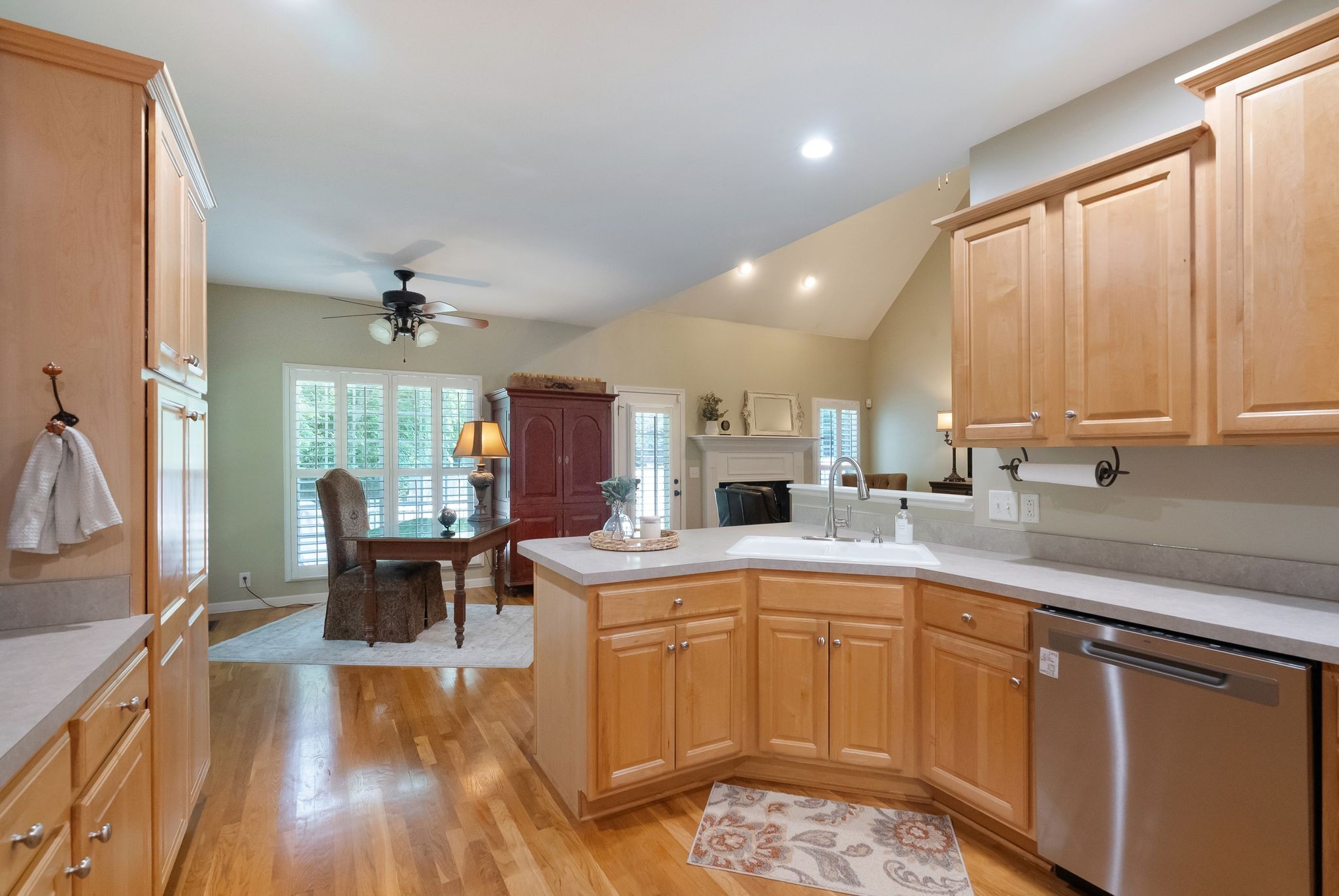 1513 Bunbury Dr Property Photo 17