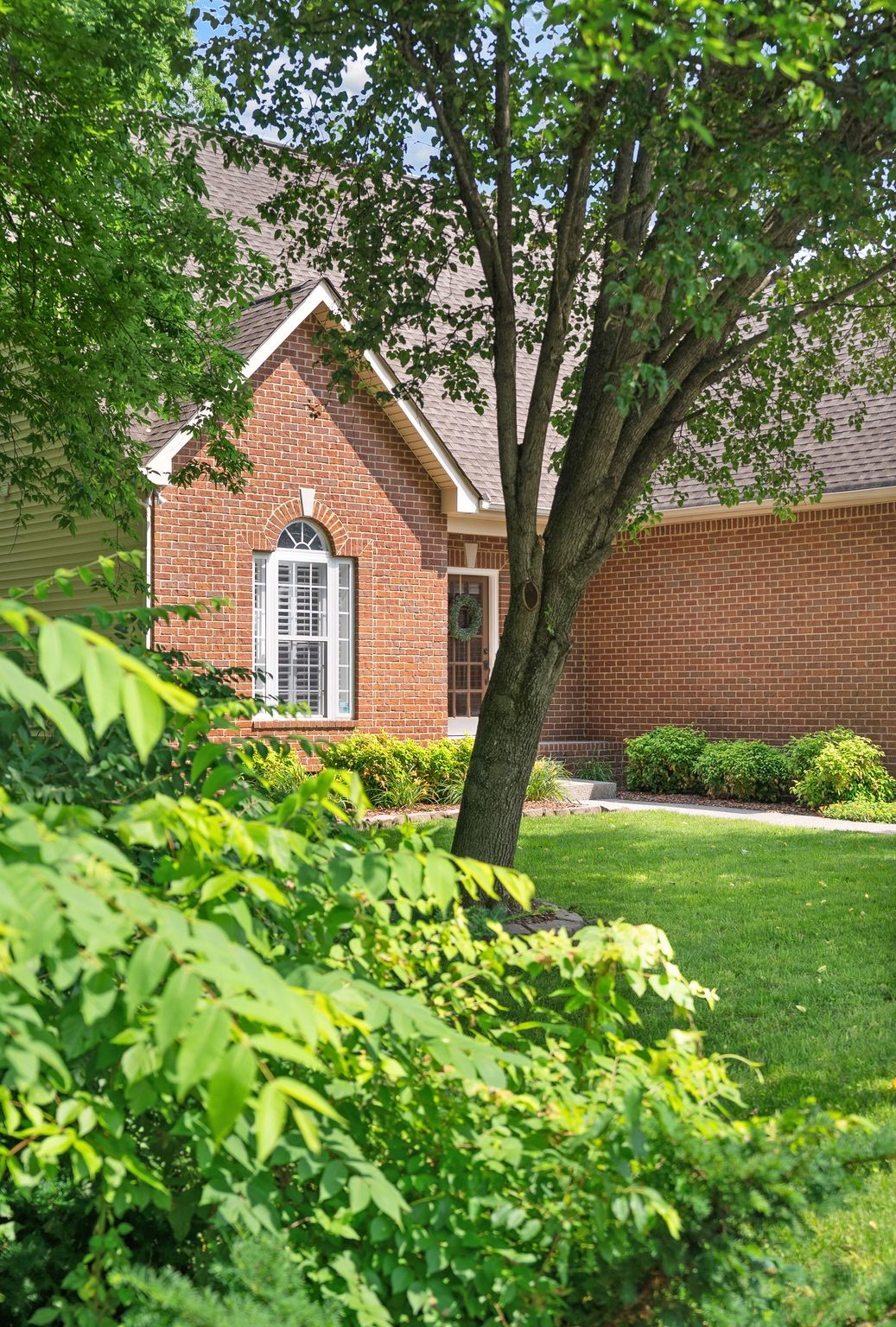 1513 Bunbury Dr Property Photo 32