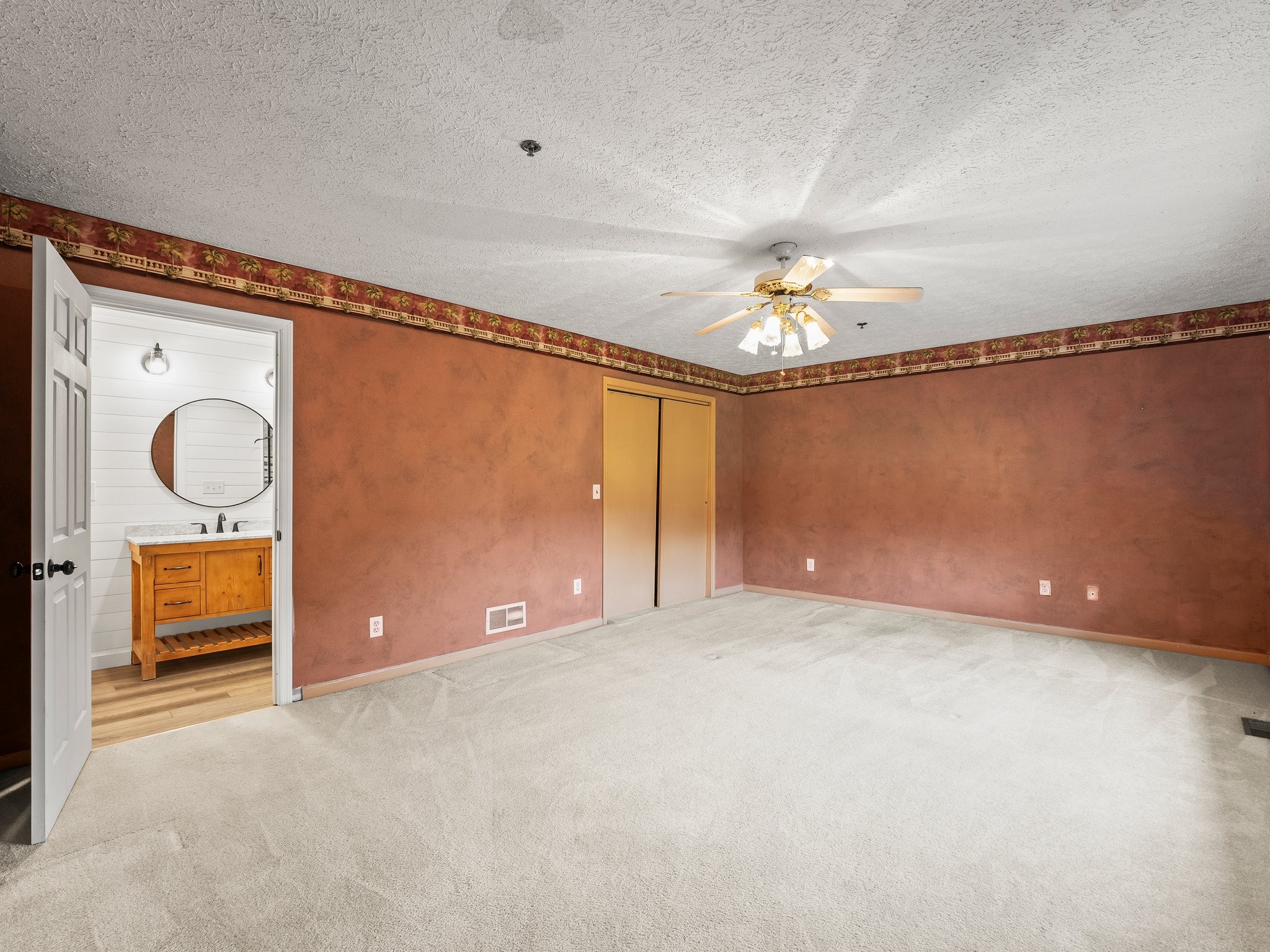 1611 Lincoln St, W Property Photo 34