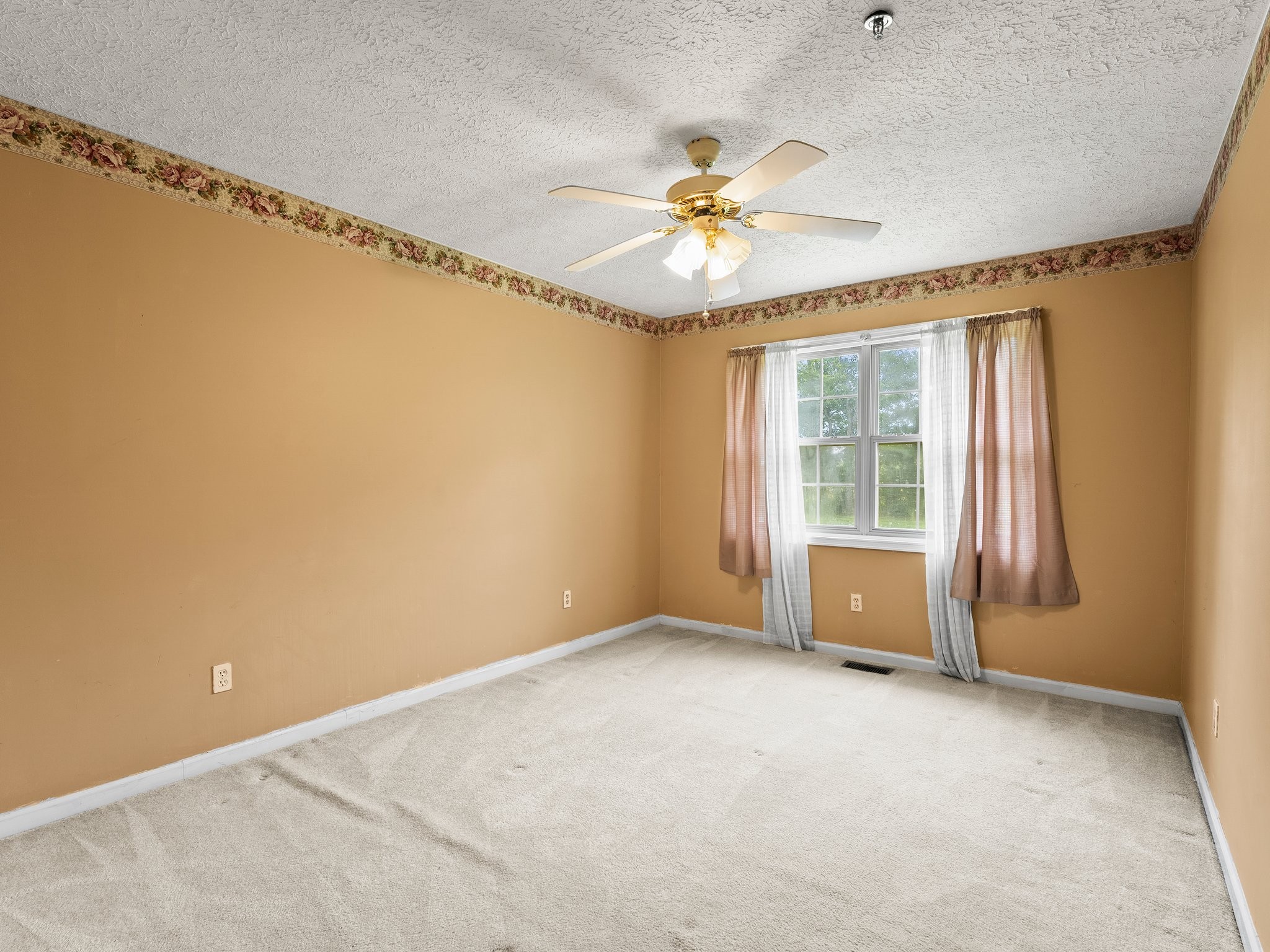 1611 Lincoln St, W Property Photo 37