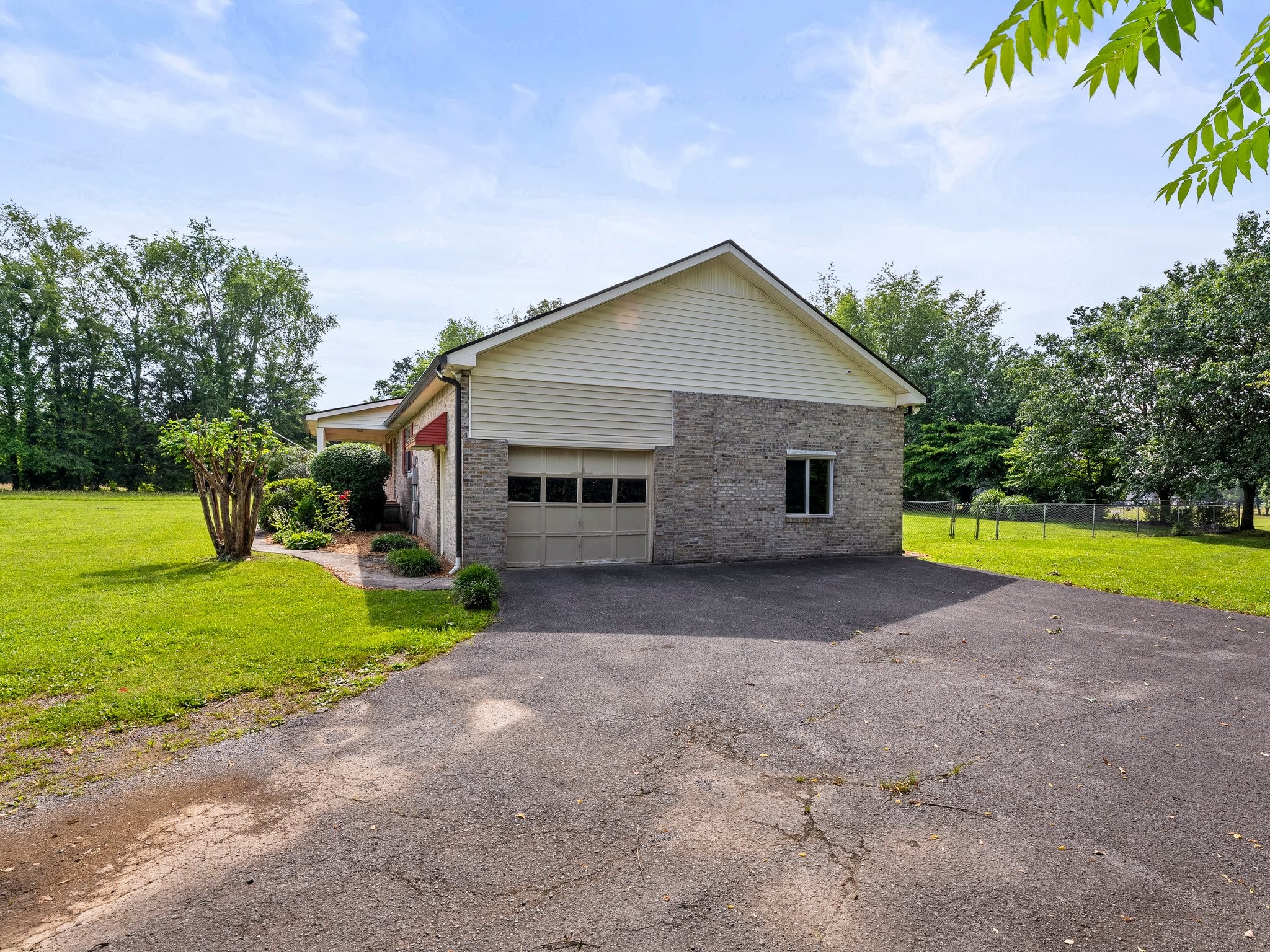 1611 Lincoln St, W Property Photo 40