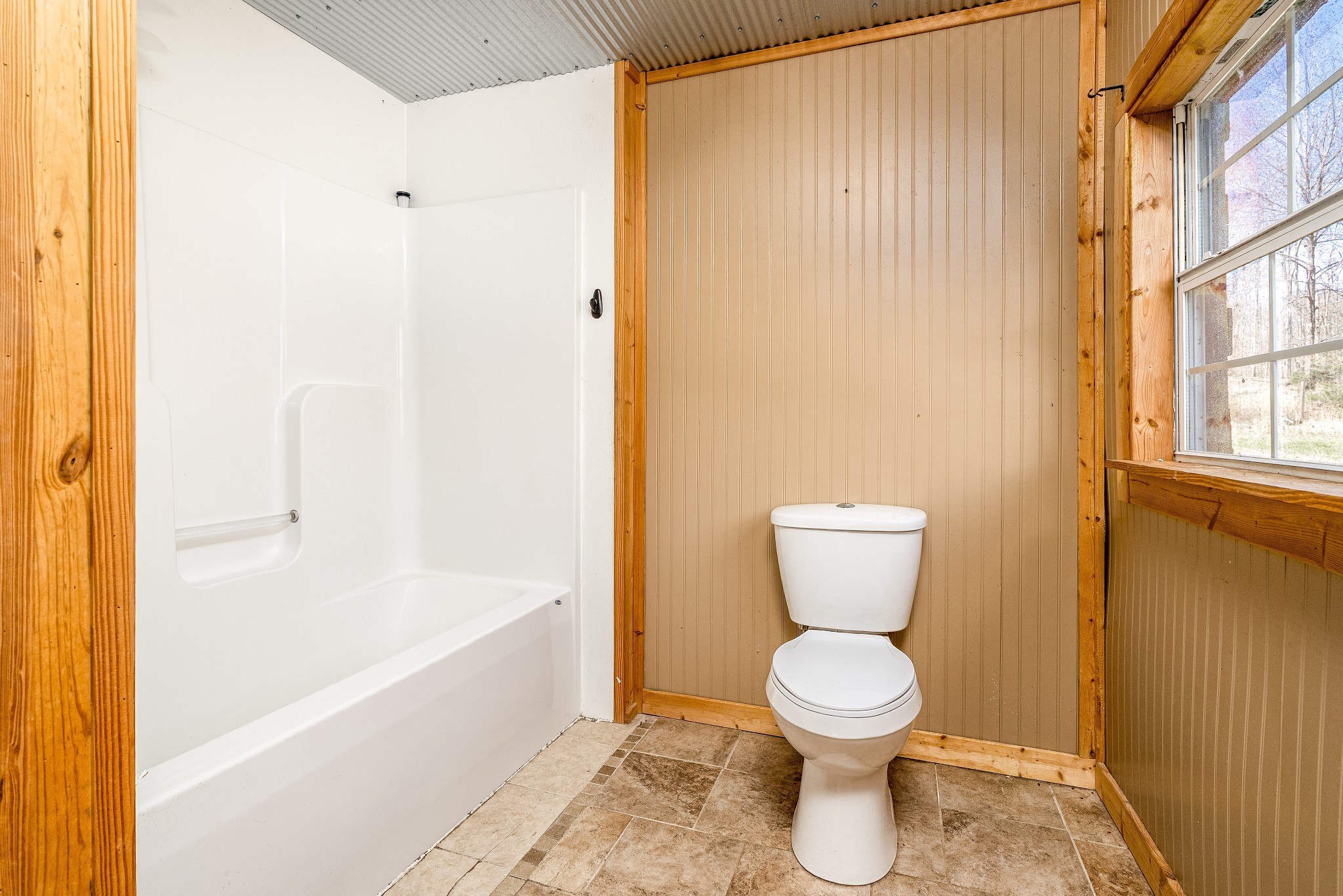 6720 Parker Rd Property Photo 17