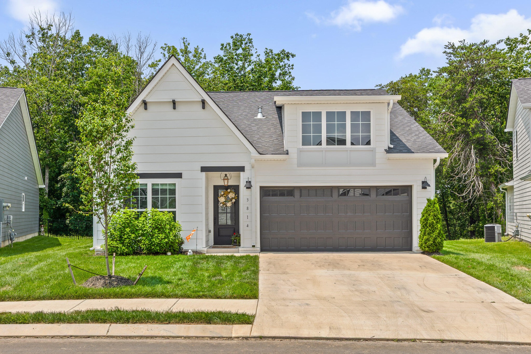 3814 Inlet Loop Property Photo 1