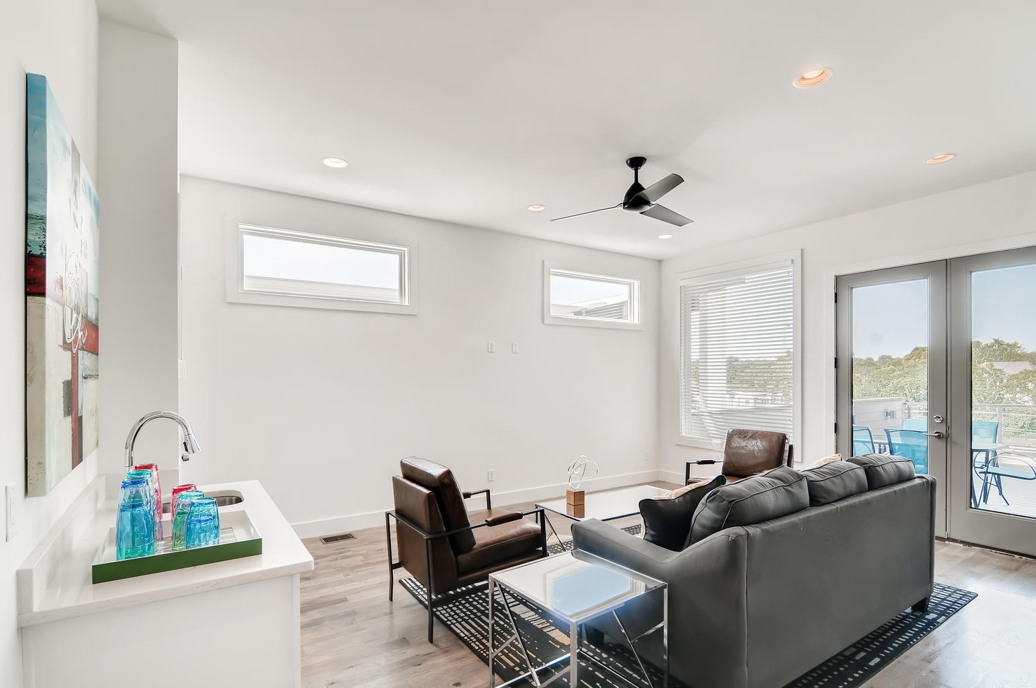 2725 Westwood Dr Property Photo 22