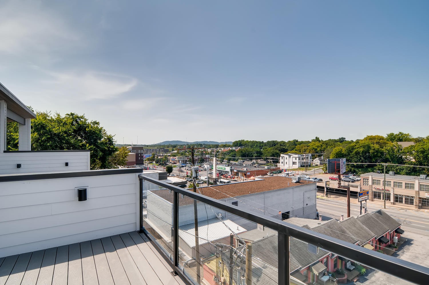 2725 Westwood Dr Property Photo 28