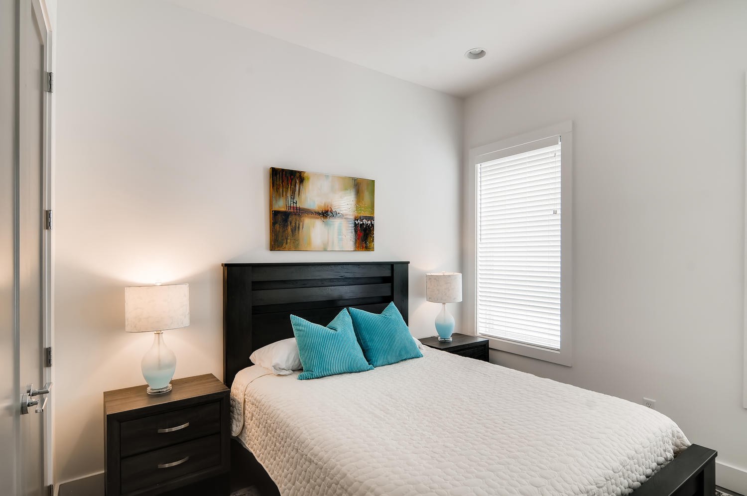 2725 Westwood Dr Property Photo 11