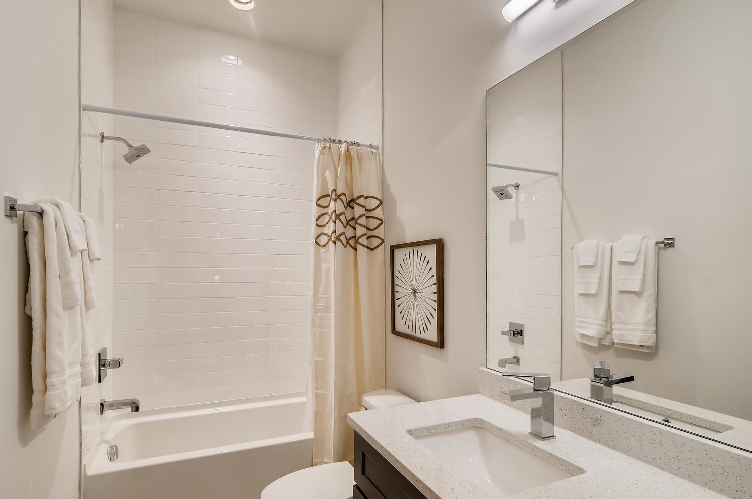 2725 Westwood Dr Property Photo 15