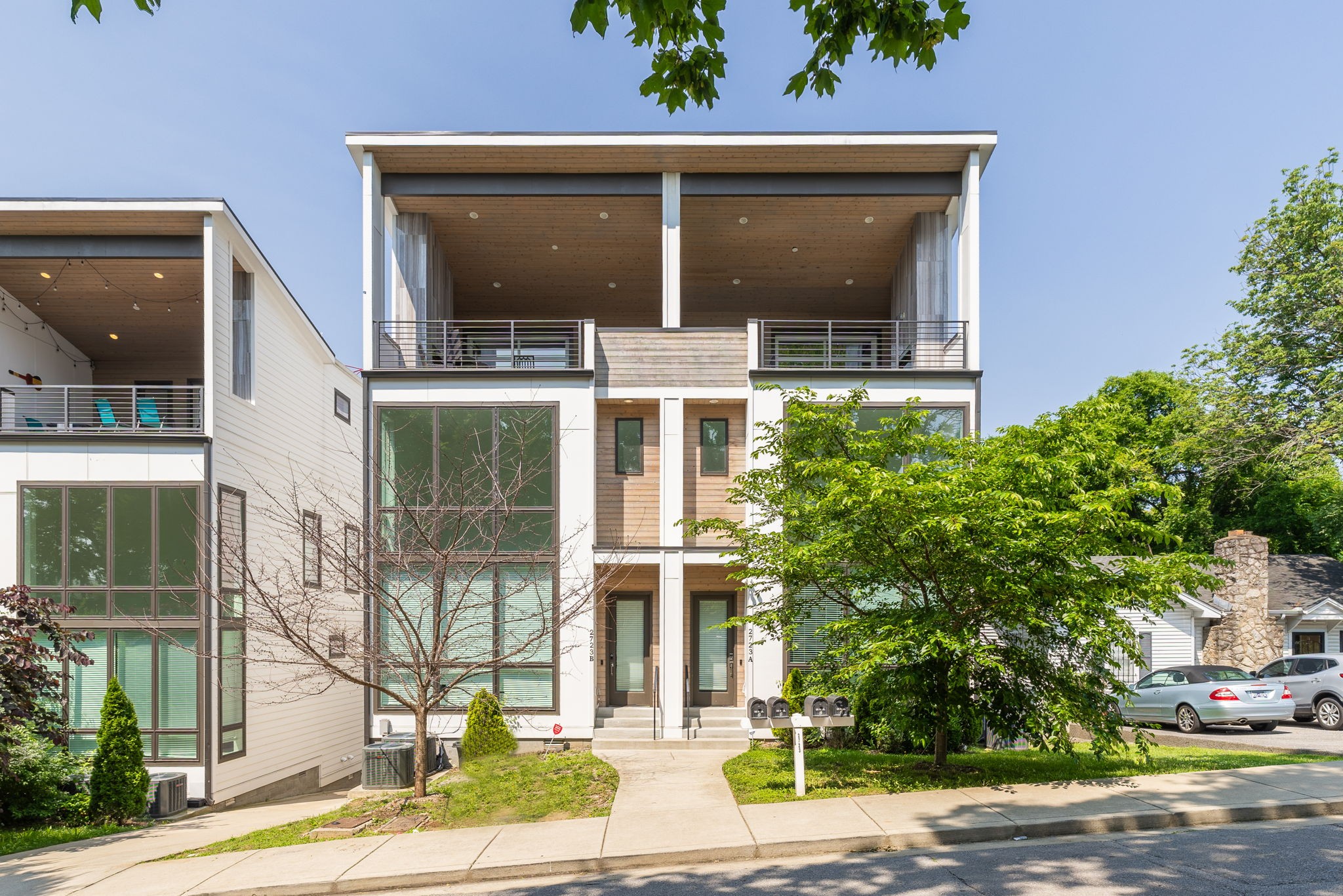 2723 Westwood Dr Property Photo 1