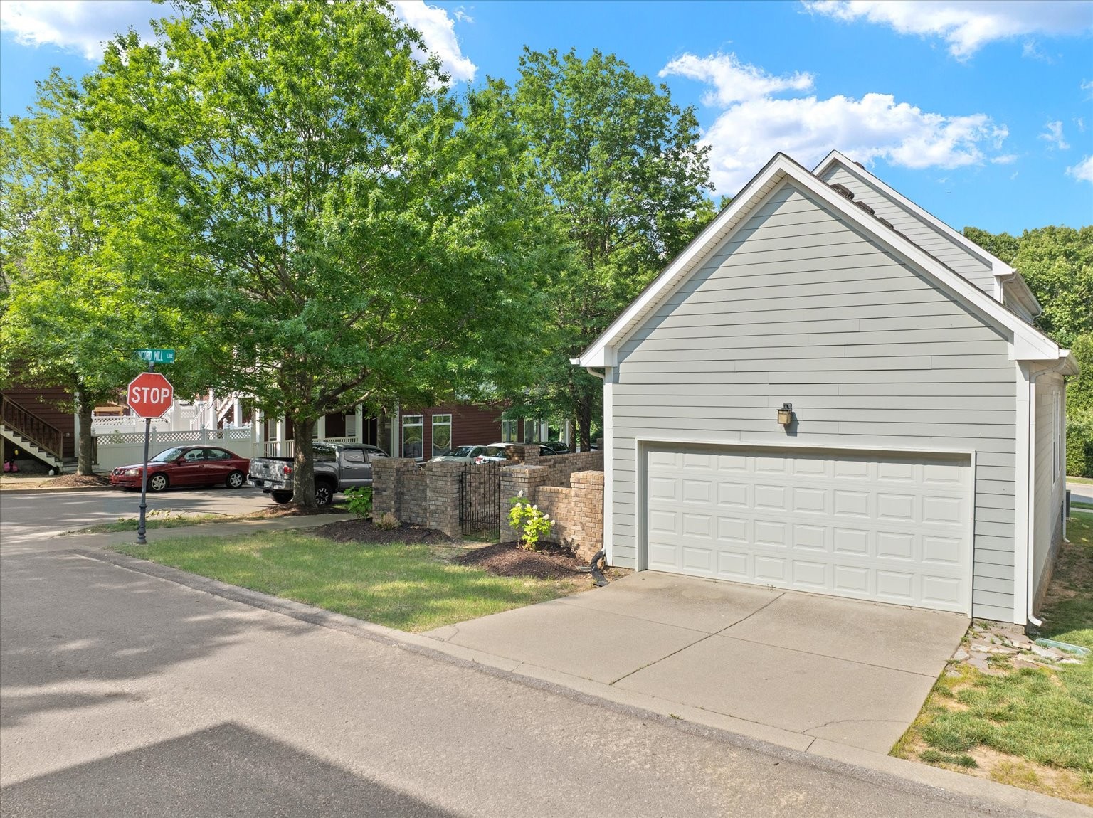6963 Sunnywood Dr Property Photo 27