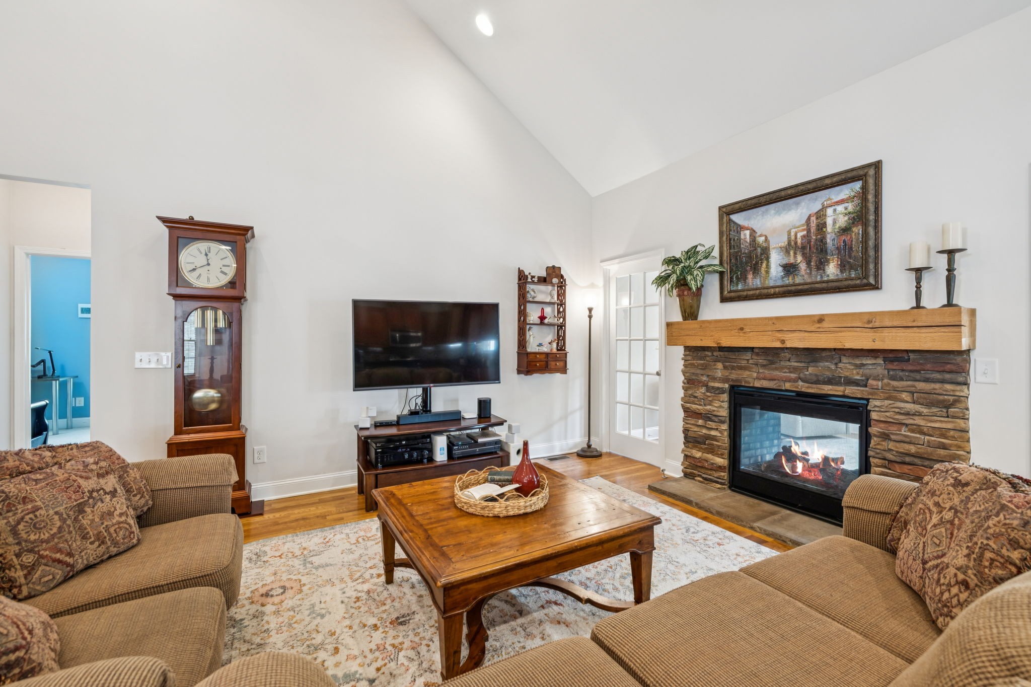 2090 Lequire Ln Property Photo 27