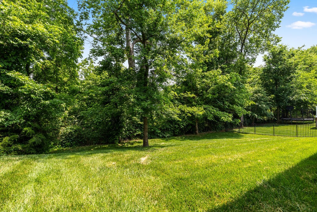 3062 Allenwood Dr Property Photo 39