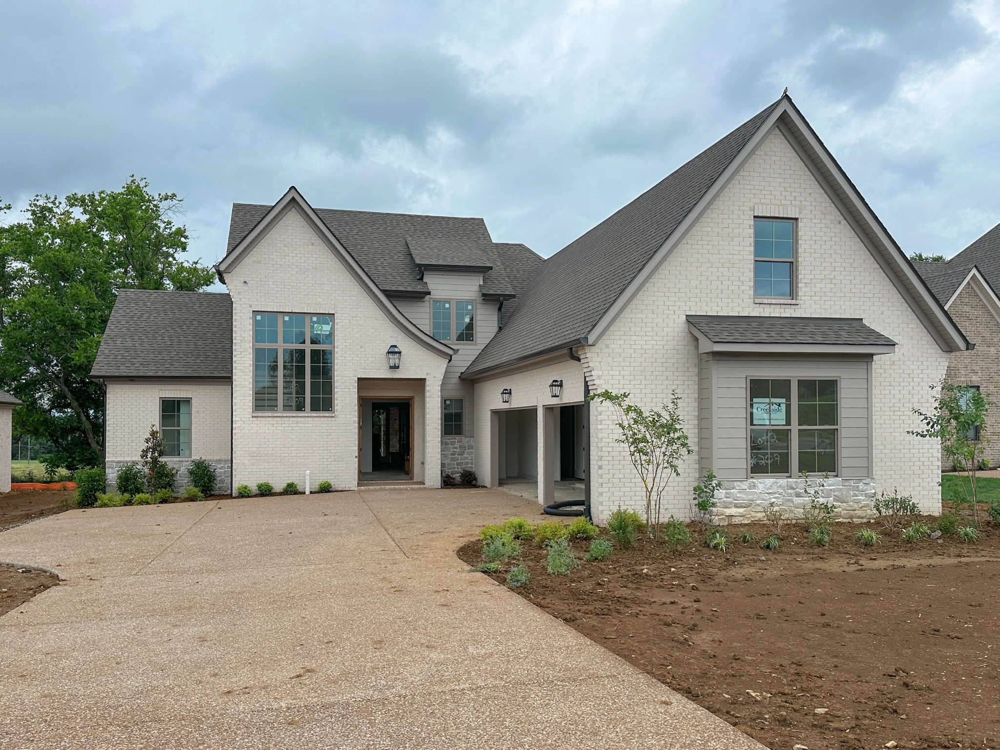 209 Bellsford Road Property Photo 1