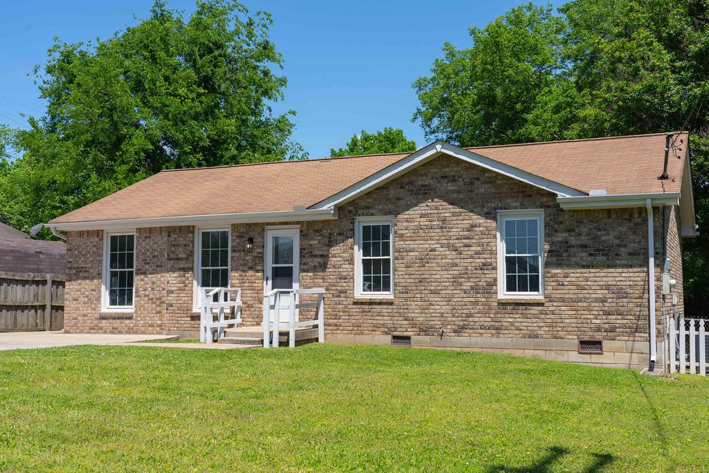 505 Savely Dr Property Photo 6