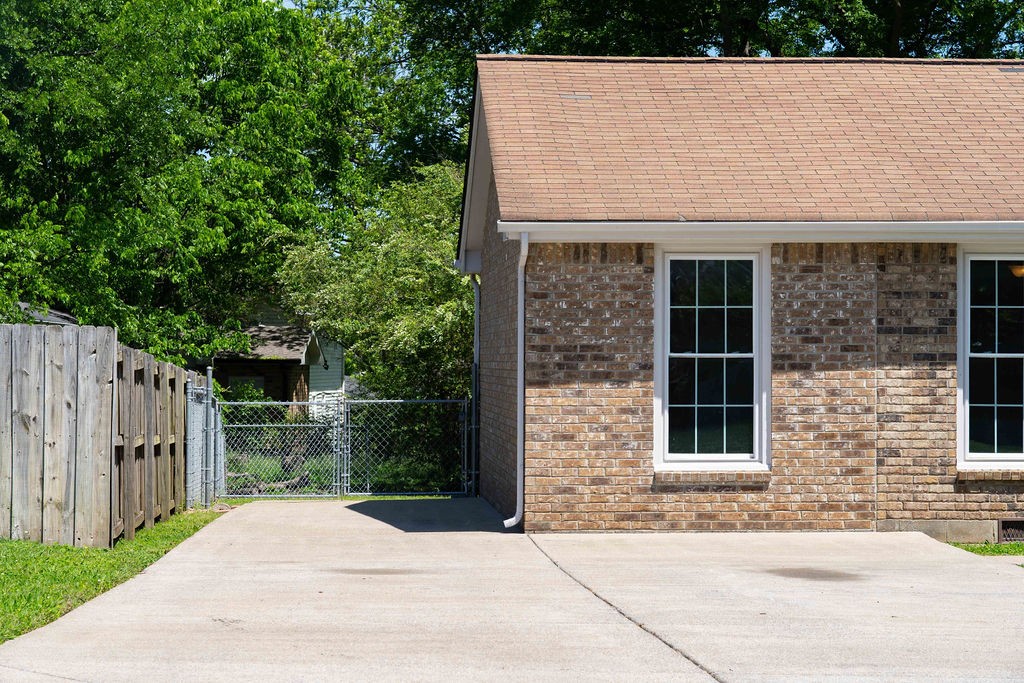 505 Savely Dr Property Photo 10
