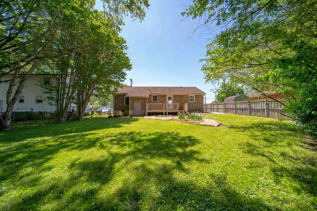 505 Savely Dr Property Photo 18