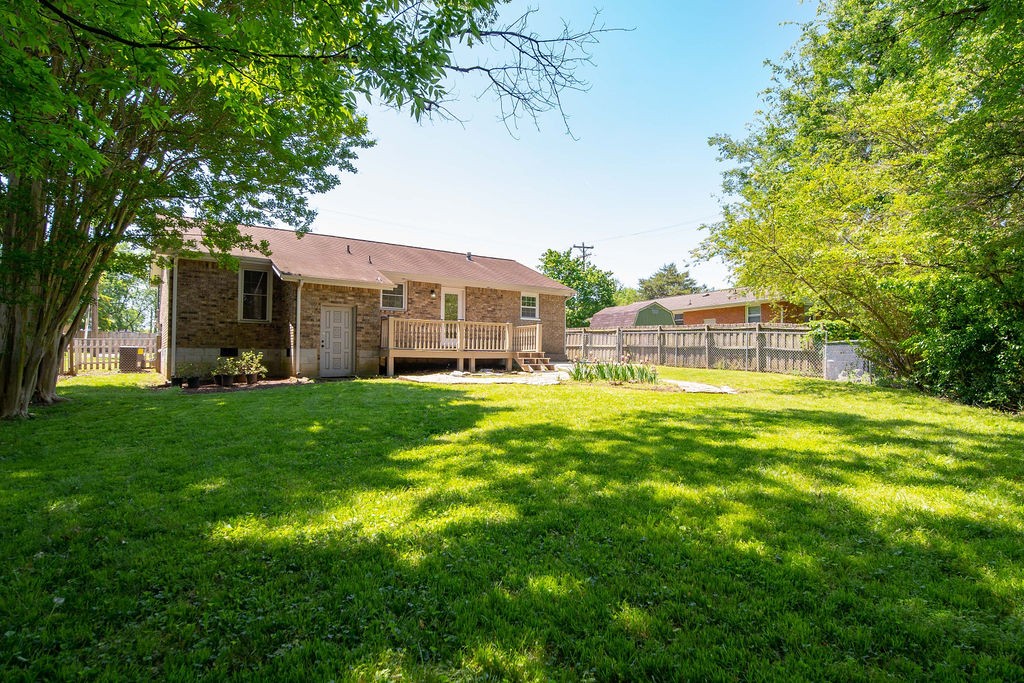 505 Savely Dr Property Photo 20