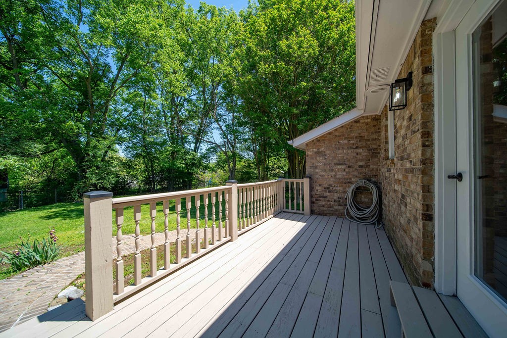 505 Savely Dr Property Photo 28
