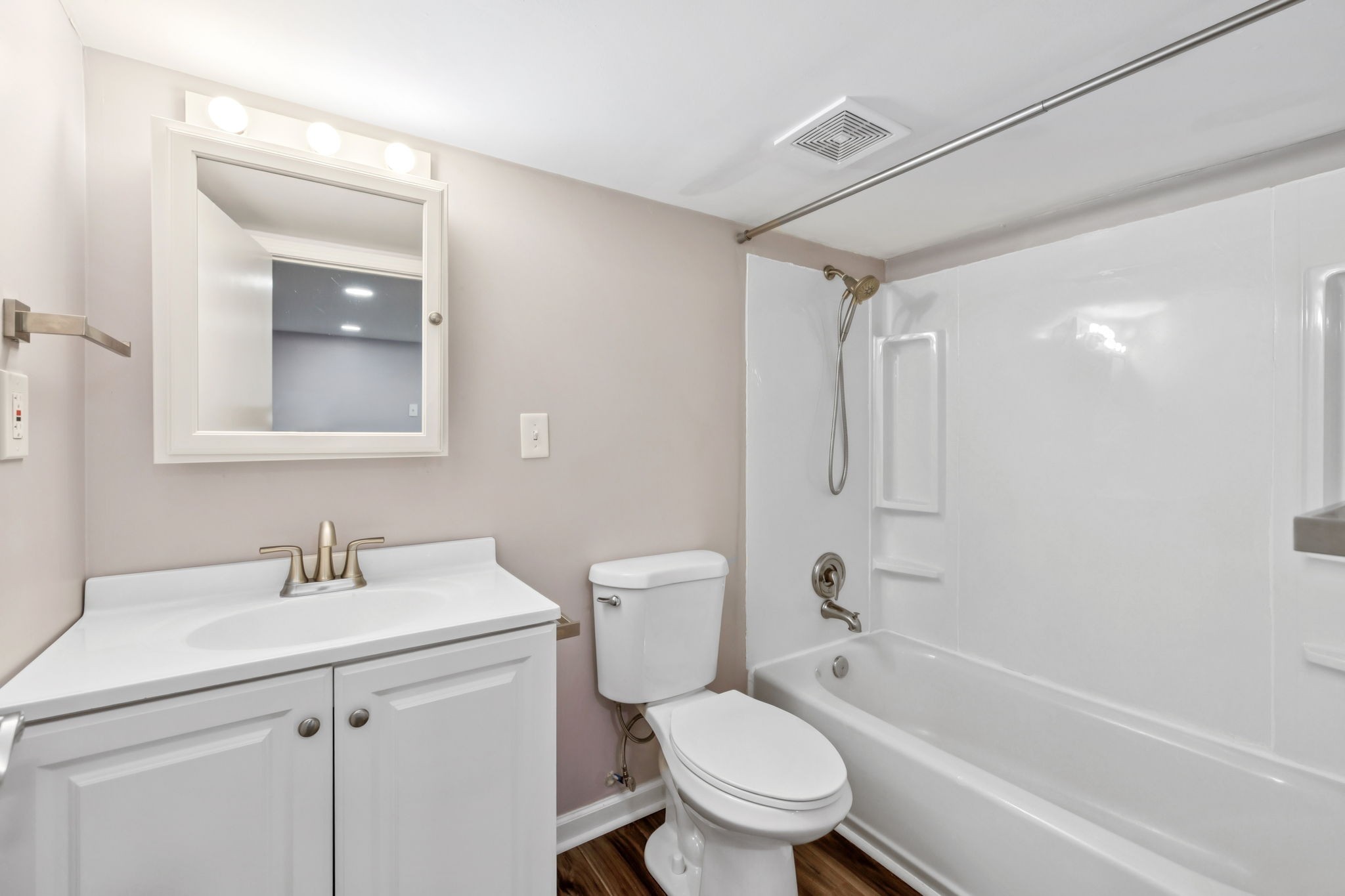 2416 Ravine Dr Property Photo 53